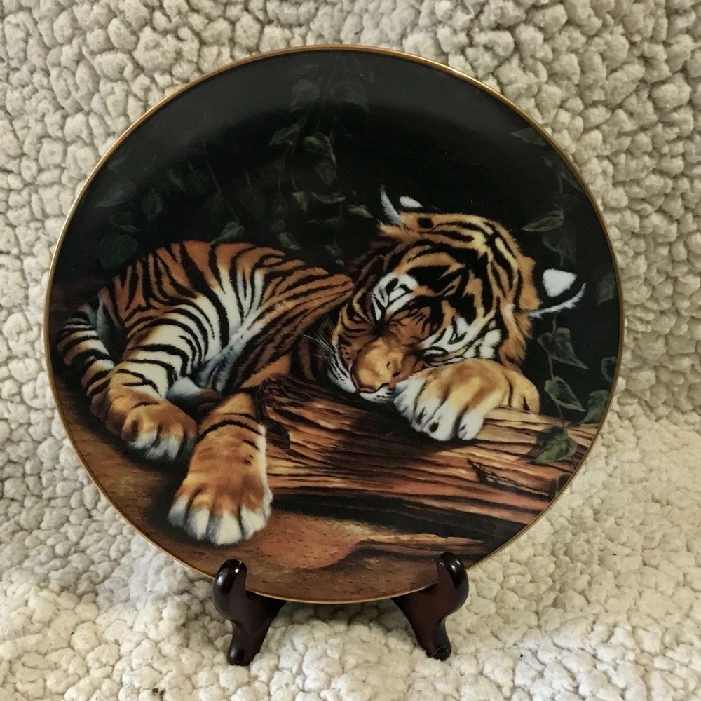 Decorative plate